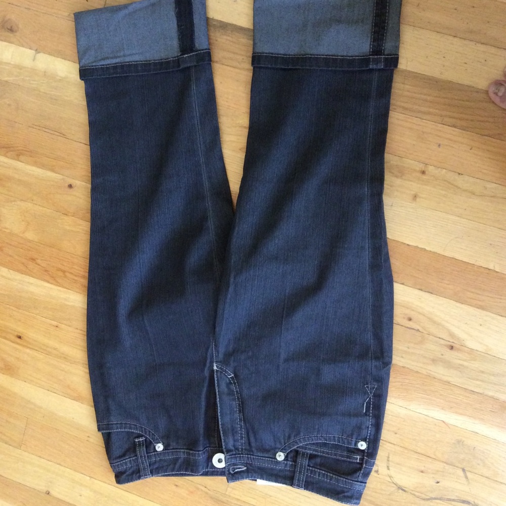 Zaffiri cropped jeans